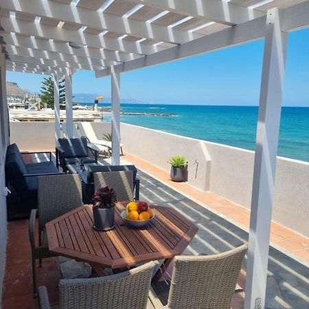 Astra Sea View Apartment, Sea Front Kokkini Hani Exterior foto