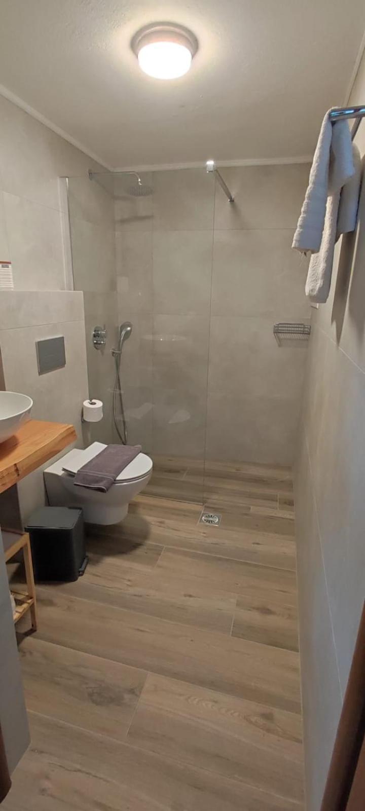 Astra Sea View Apartment, Sea Front Kokkini Hani Exterior foto